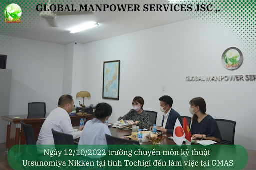 Buổi làm việc của ban giám hiệu trường và công ty ngày 12/10/2022 Buổi làm việc của ban giám hiệu trường và công ty ngày 12/10/2022