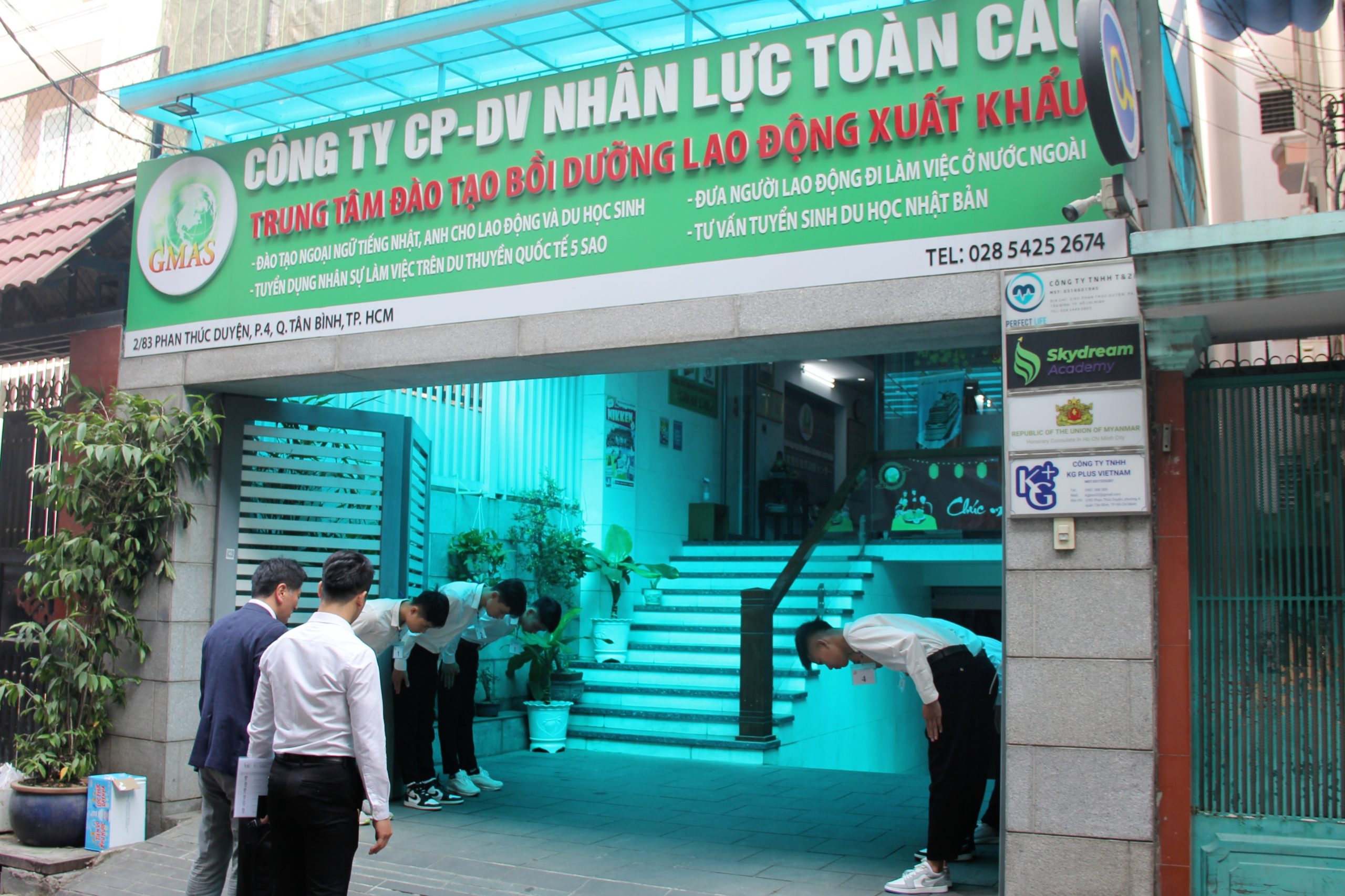 TTS CUỐI CHÀO GIÁM ĐỐC XÍ NGHIỆP