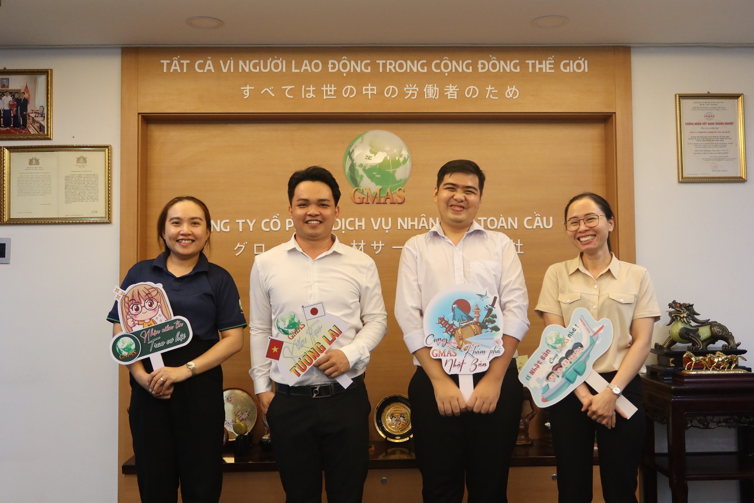 74d6eaacea01415f1810 1