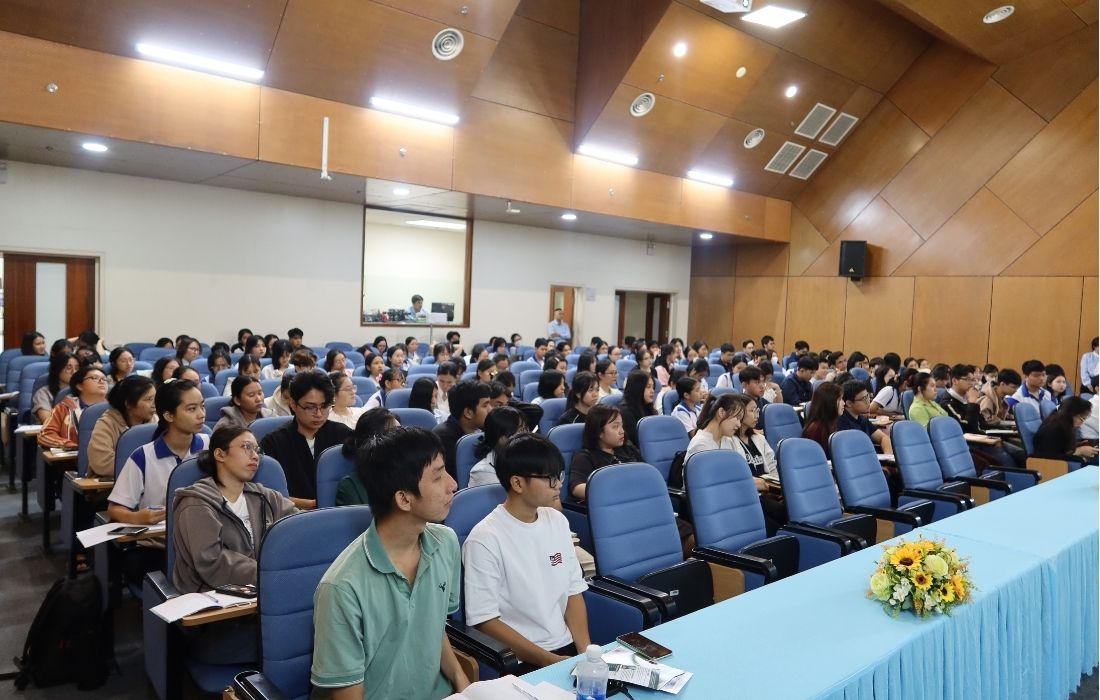 Gõ Cửa Thế Giới – Từ Cần Thơ Đến Năm Châu 26 workshop dh can tho sinh vien
