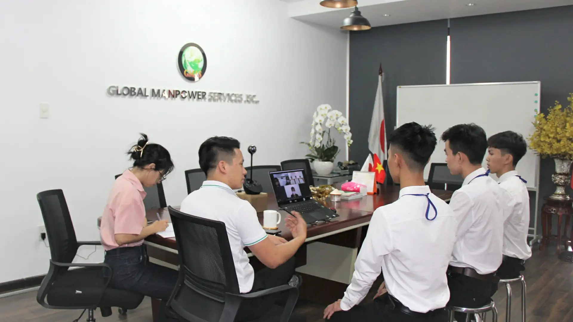 Su khac biet giua GMAS va cac don vi chi lam tu van – gioi thieu 5